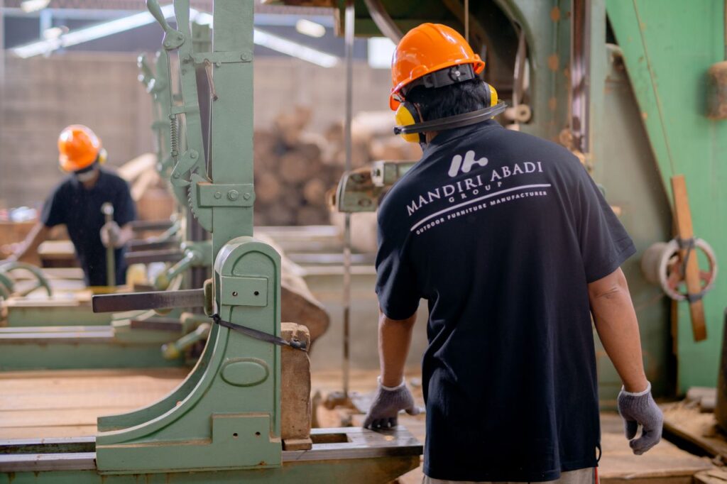 Mid-Year Reset: Why July Is the Right Time to Strengthen Manufacturing Floor Leadership
